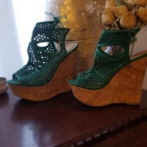 Soren JustFab Wedge Women's 8.5